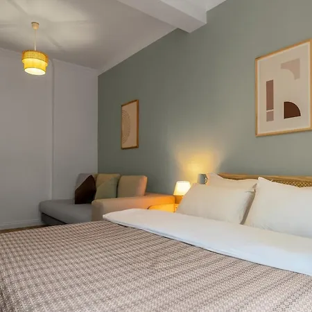 Luxury Scandinavian Design 2br Duplex Near Tomtom 公寓 伊斯坦布尔