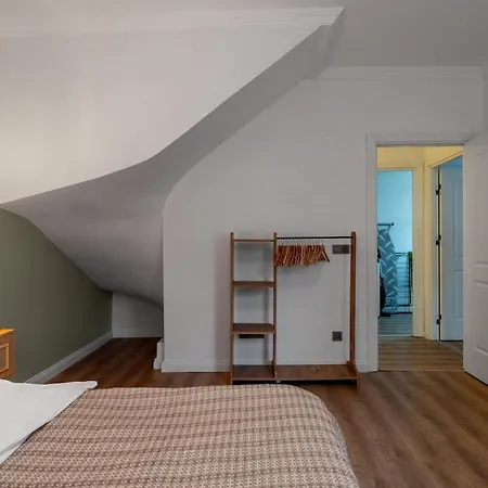 Διαμέρισμα Luxury Scandinavian Design 2br Duplex Near Tomtom